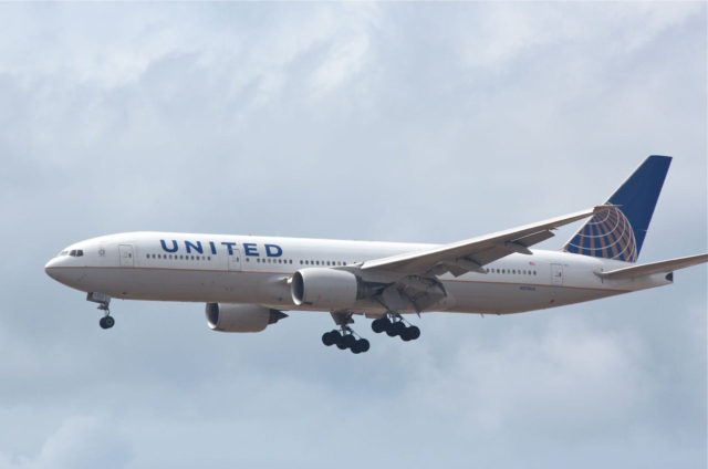 United Airlines 777 by Mel