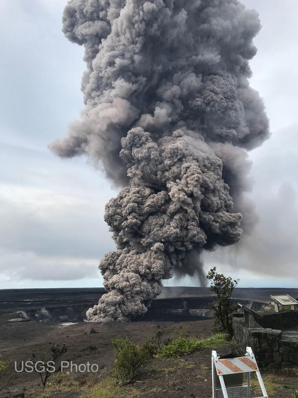 Kilauea Explodes 5-9-18