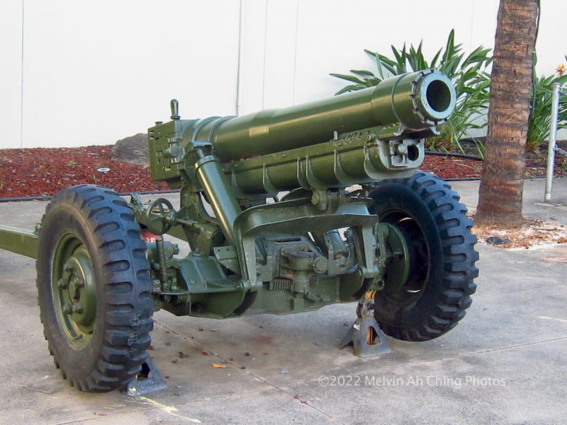 105mm U.S. Howitzer Cannon - U.S. Army Museum, Honolulu